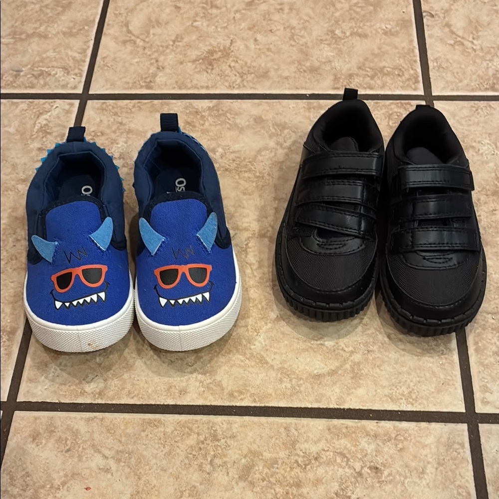 OshKosh B'gosh Boys size 9 show lot